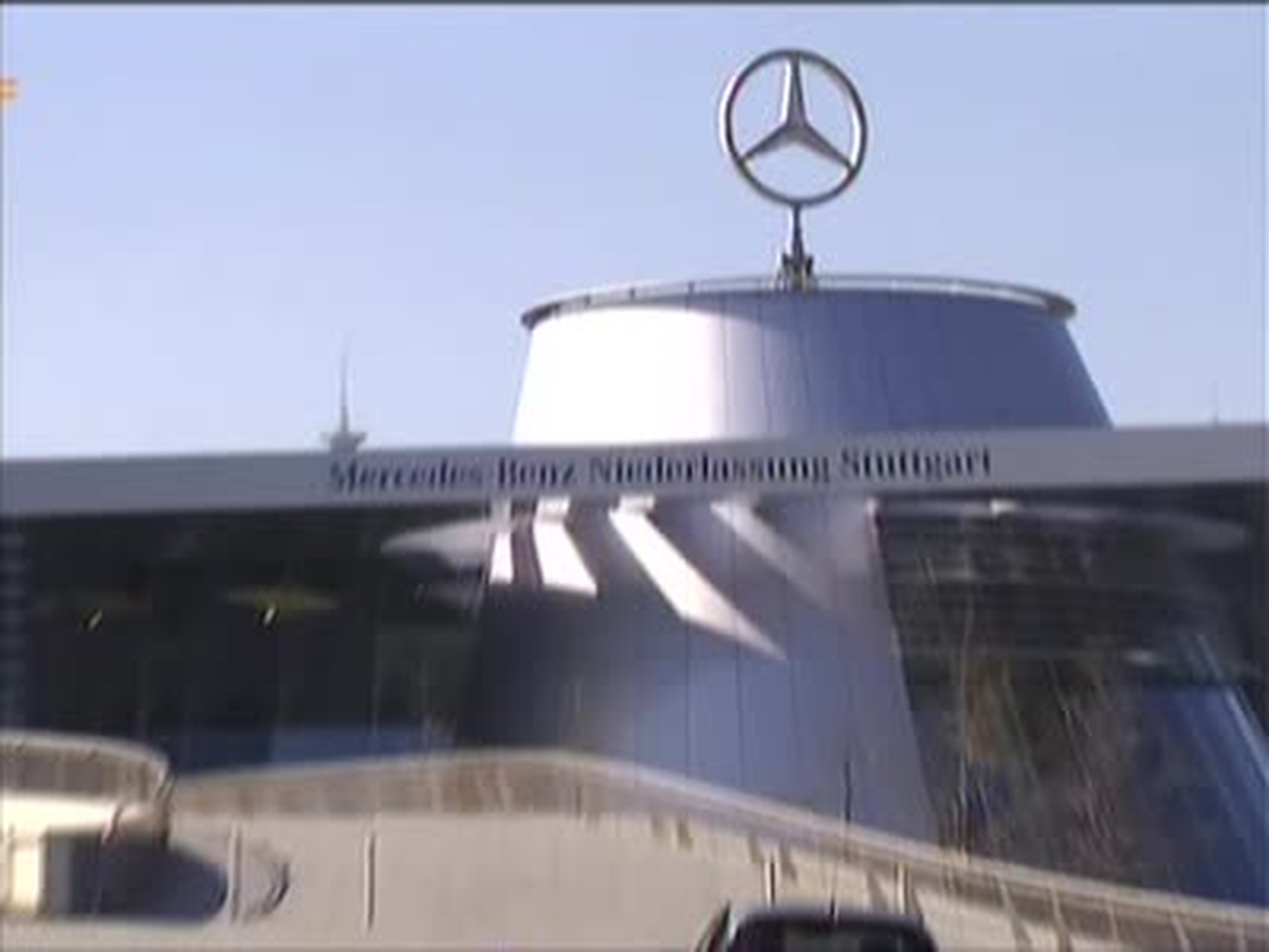 125 Yıllık Daimler\'ın En Parlak Yılı