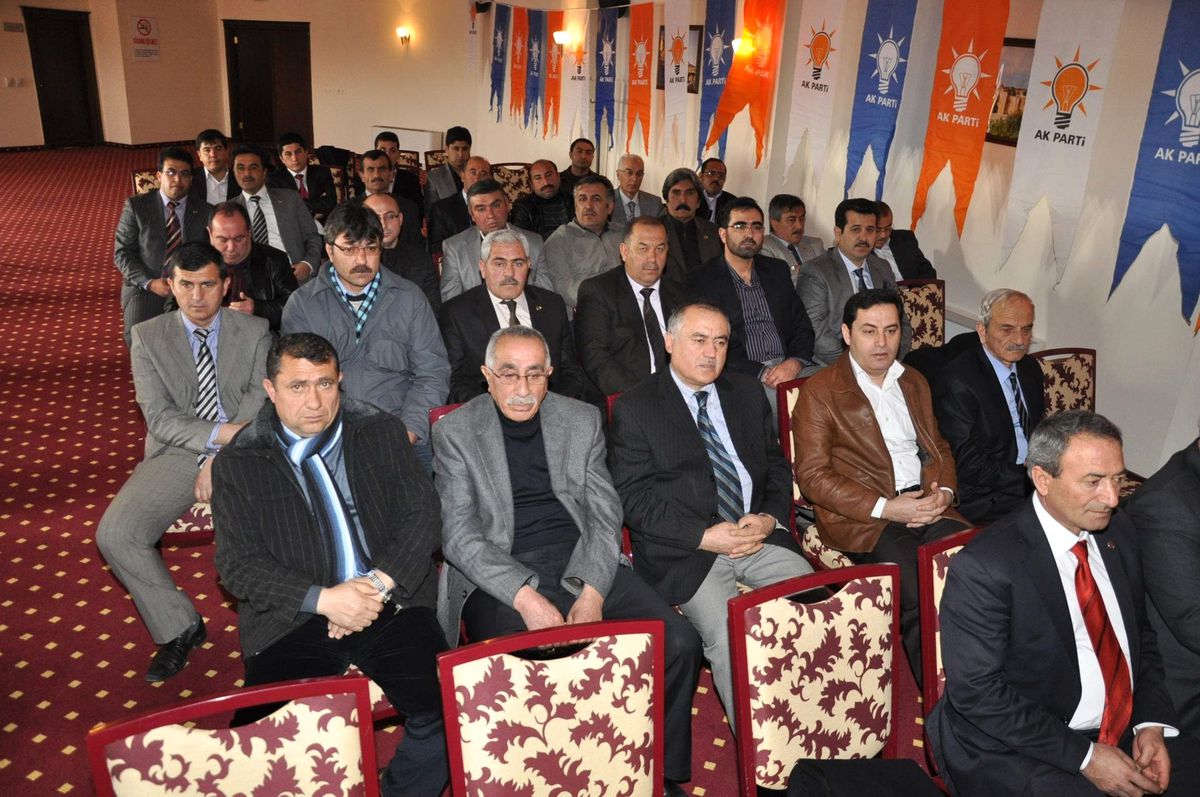 AK Parti Yerel Yönetimler Toplantısı Yapıldı