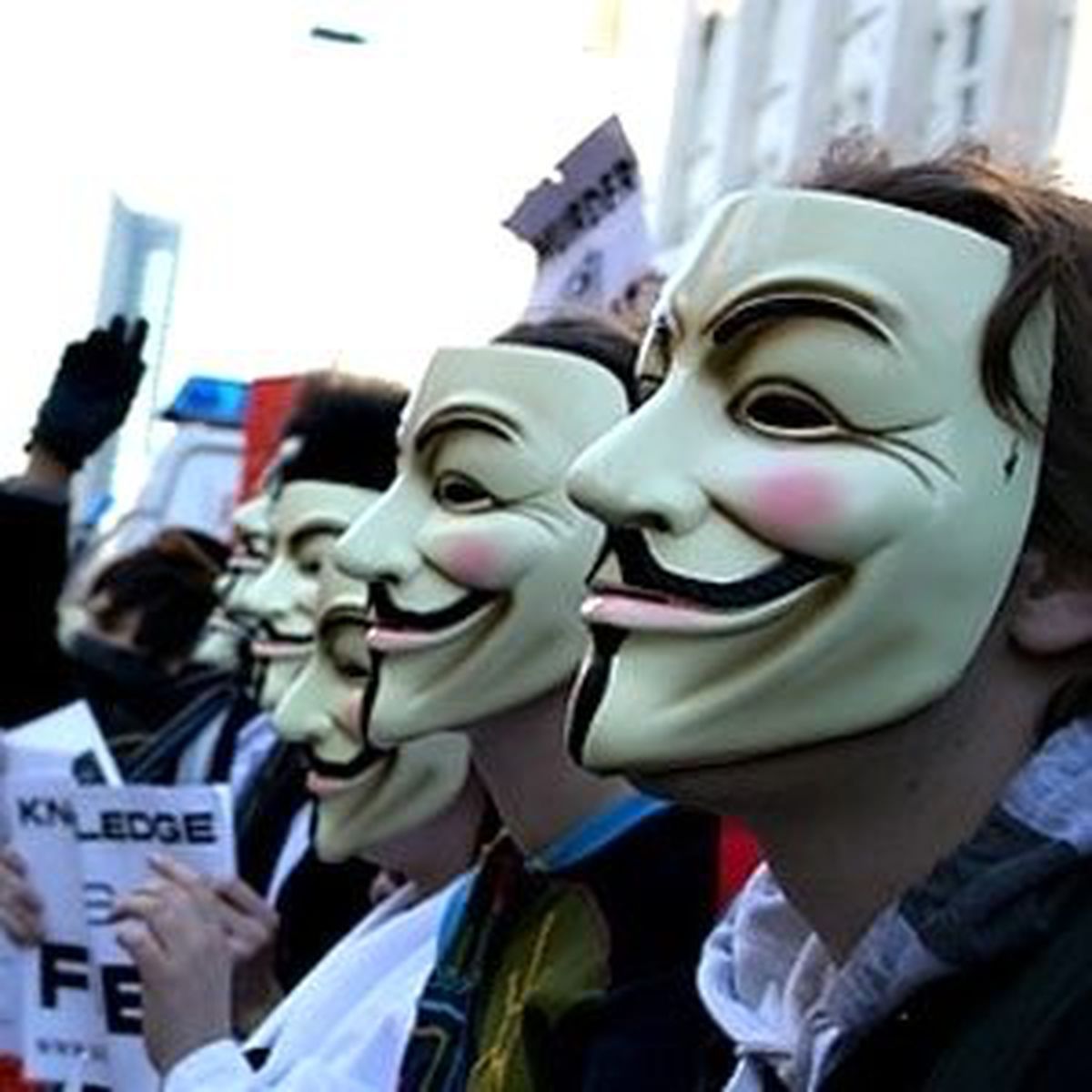 Anonymous CIA\'i "Hack"ledi