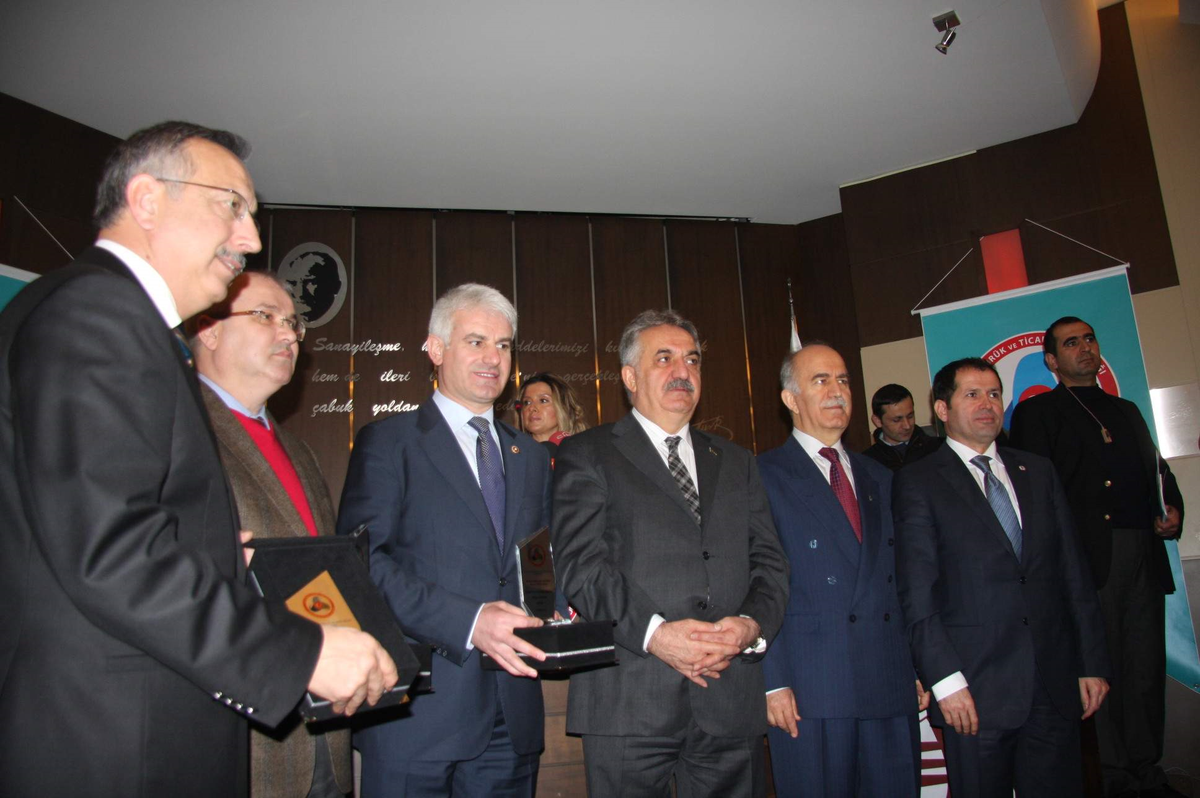 Bakan Yazıcı, İnegöl Gümrük Müdürlüğü\'nün Açılışını Yaptı