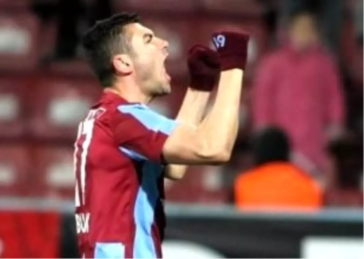 Burak Yılmaz Paylaşılamıyor!