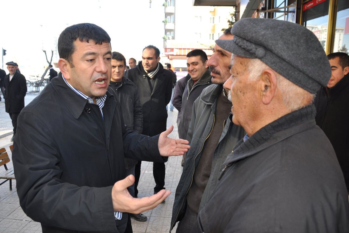 CHP Milletvekili Ağbaba Esnaf ve Vatandaşlarla Bir Araya Geldi