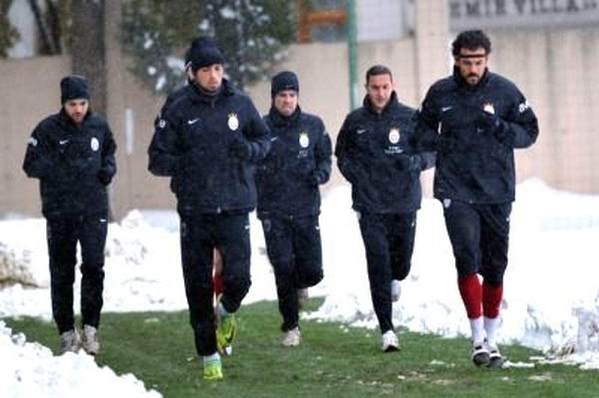 Galatasaray\'da Kayserispor Maçı Hazırlıkları Tamamlandı
