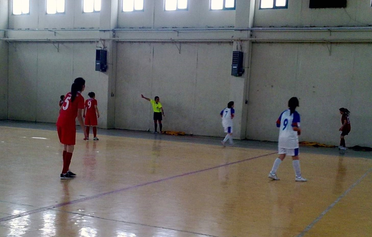 Gediz Kız Teknik Meslek Lisesi Futsal Takımı İl Birincisi Oldu