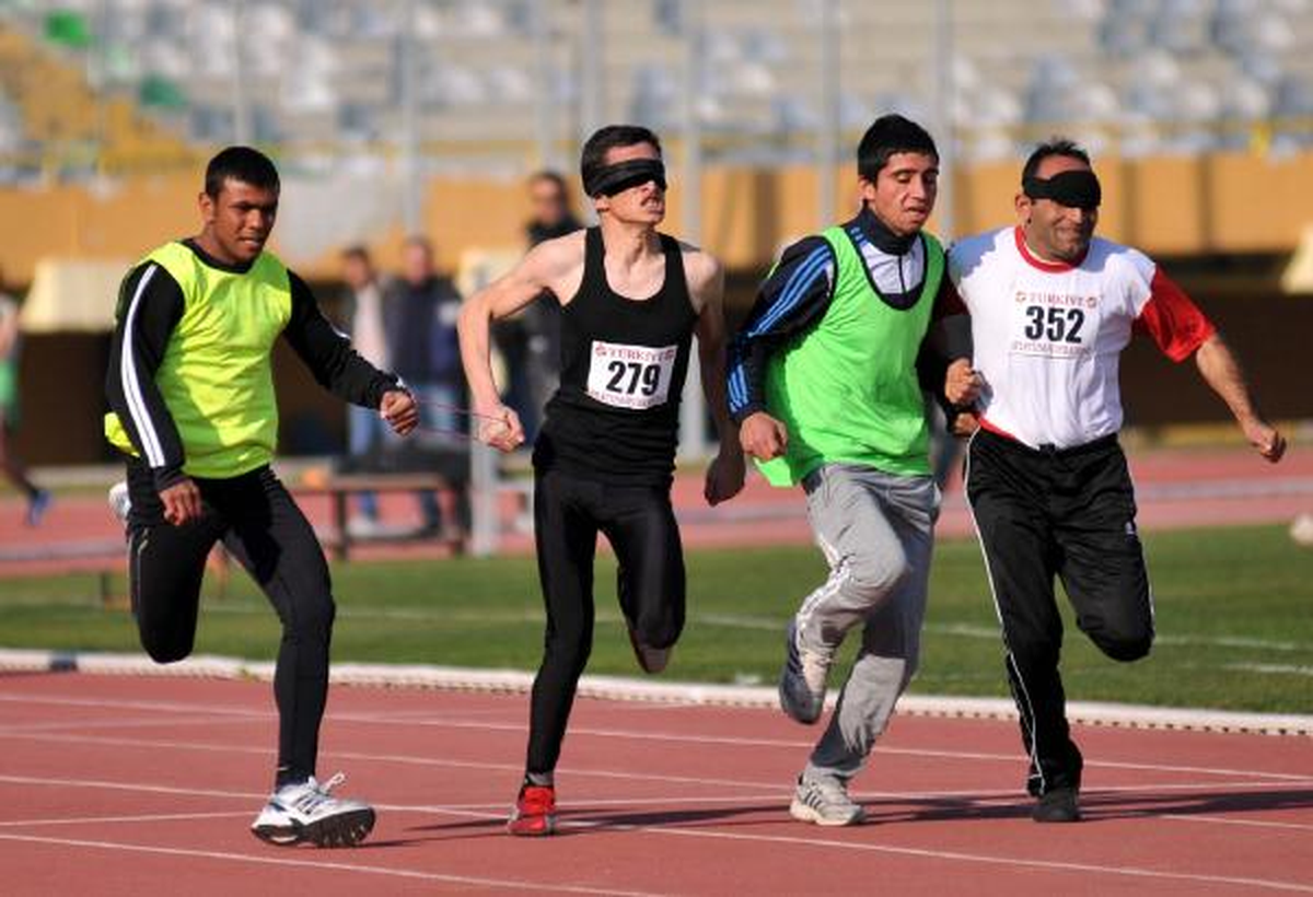 Görme Engelliler Atletizm Şampiyonası Başladı