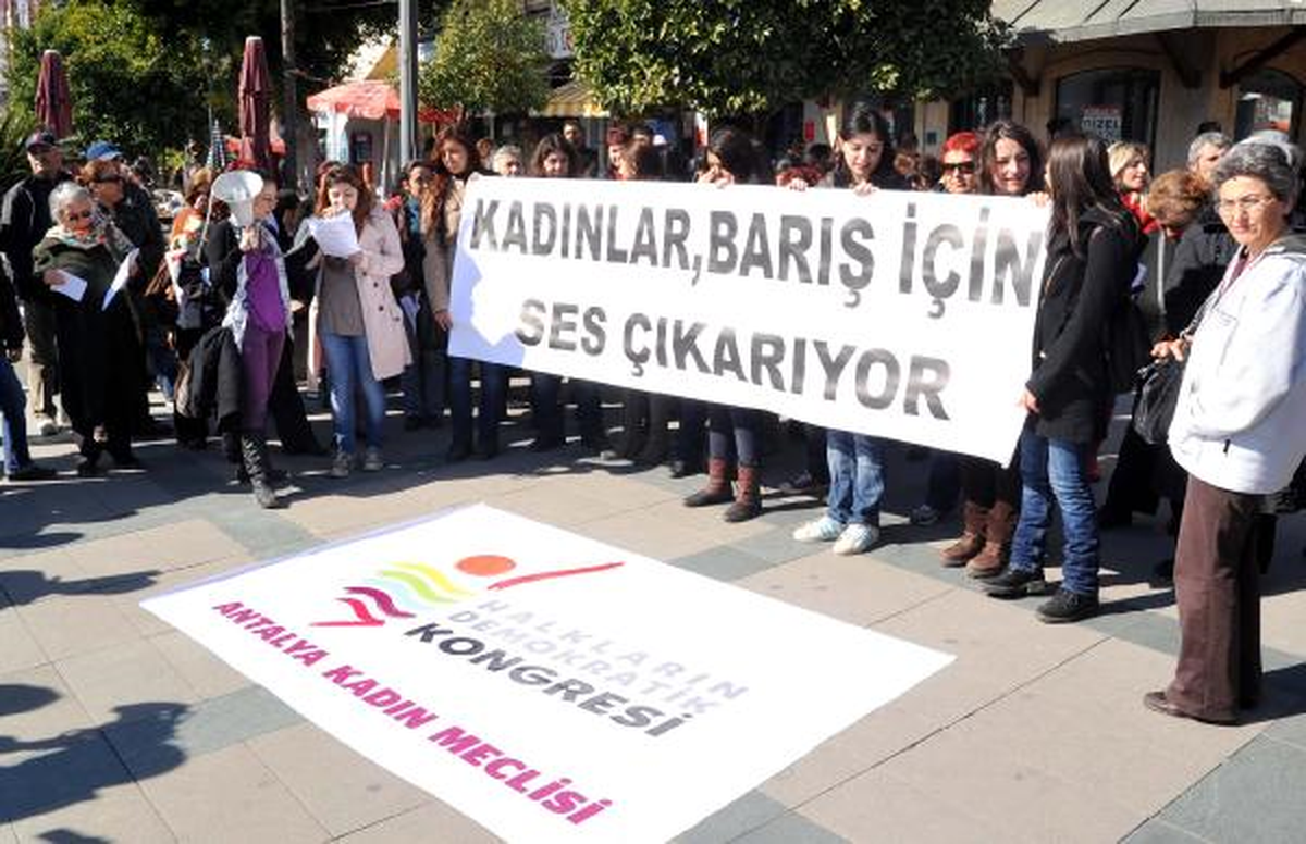 Kadınlar, Yaşam ve Özgürlük İçin Barış İstedi