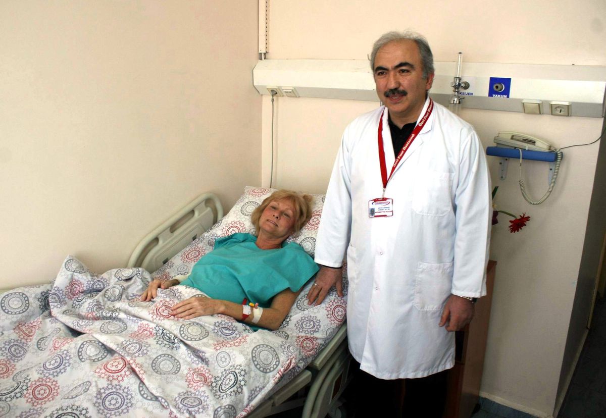 Kanadalı Hasta Afyonkarahisar\'da Sağlığına Kavuştu