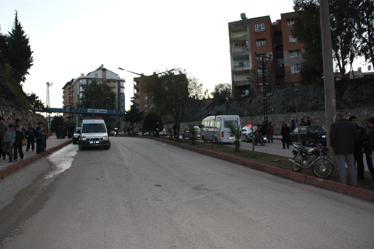 Kırıkhan\'da Motosiklet Kazası: 2 Ölü