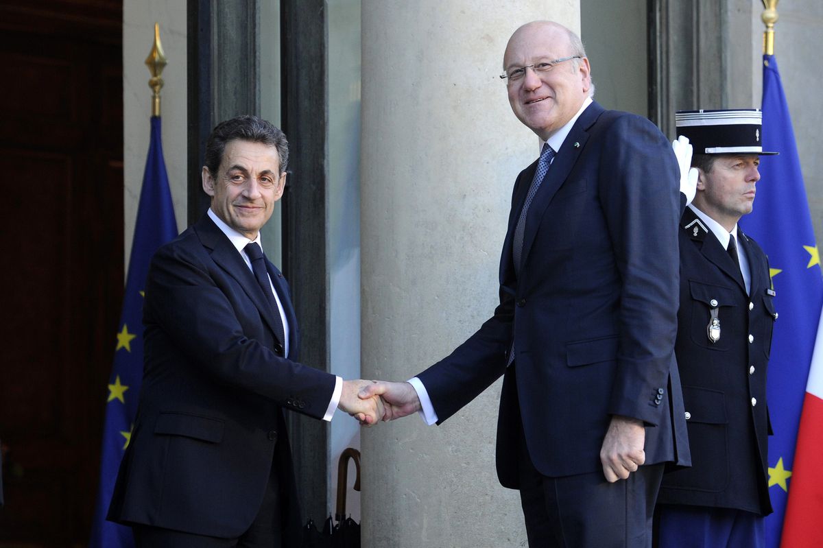 Lübnan Başbakanı Mikati Elysee Sarayı\'nda
