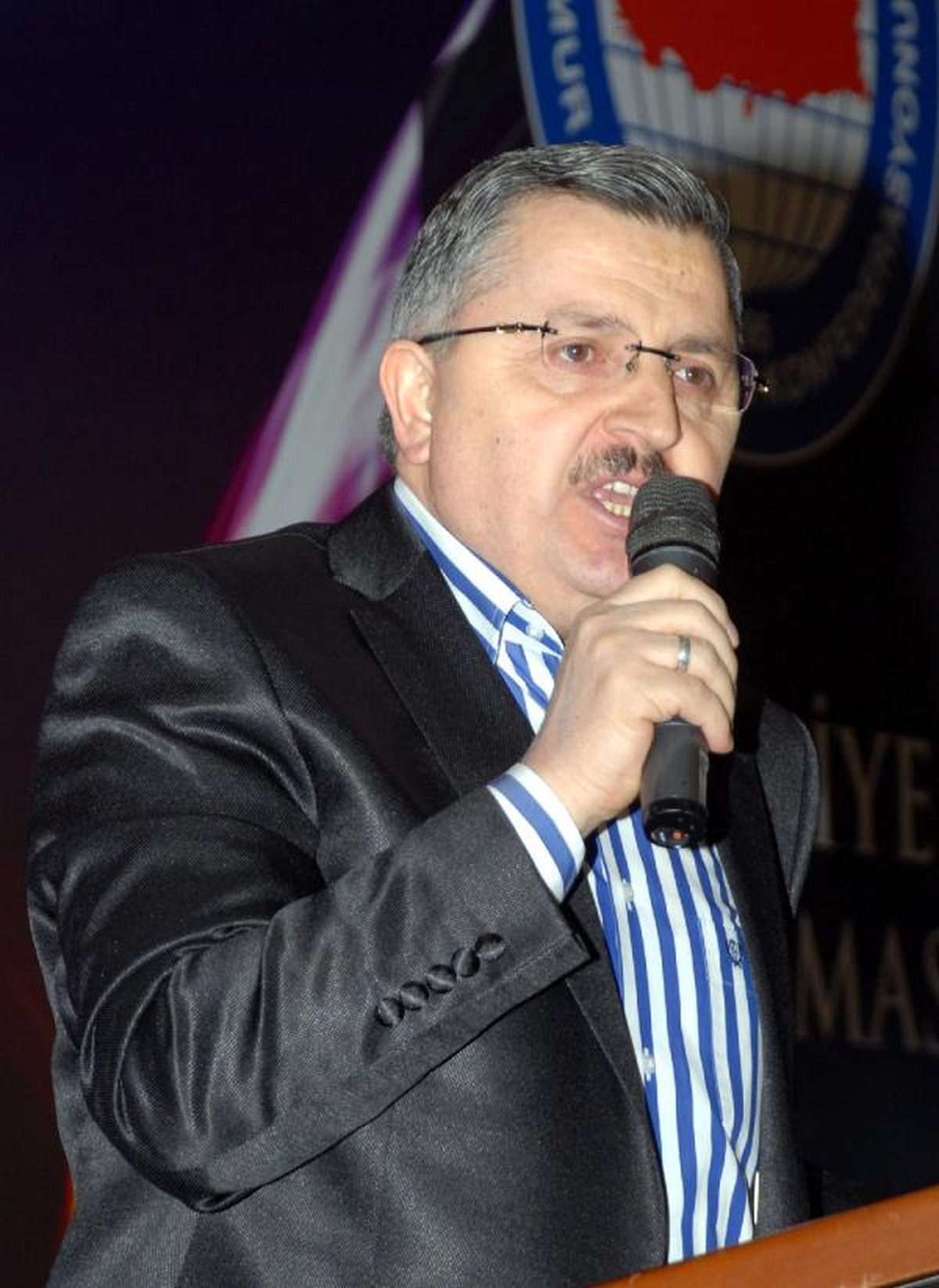 Memur-Sen Genel Başkanı, Müfredata Ek Din Dersi Konulmasını İstedi