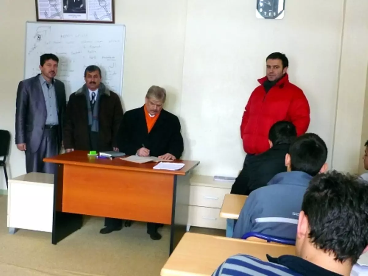 Müftü Öcüt'ten Kur'an Kursu Ziyareti