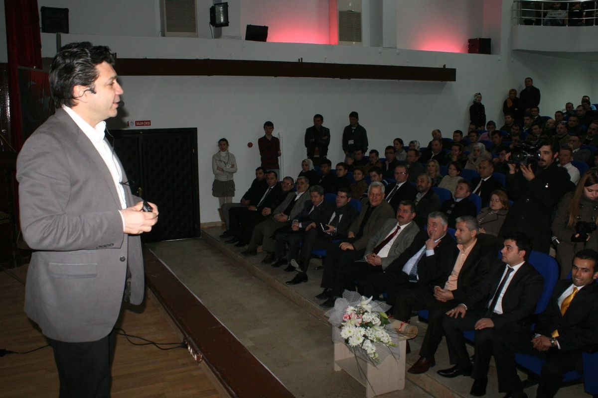Satış İnsan İşidir