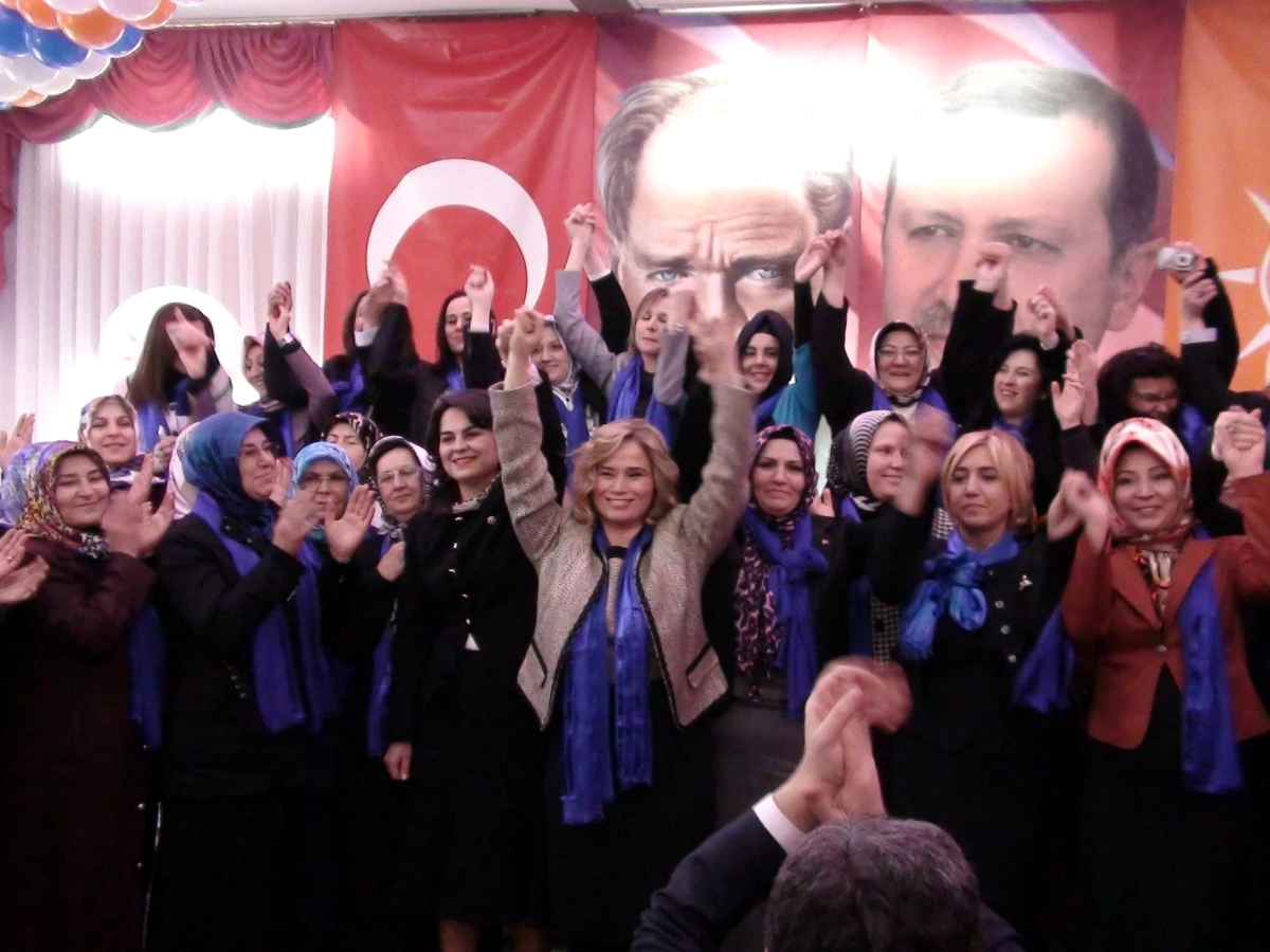 AK Parti Balıkesir İl Kadın Kolları Kongresi Yapıldı