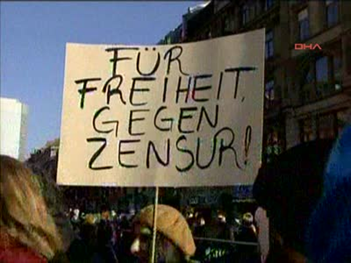 Avrupa\'da \'Acta Protestosu\'