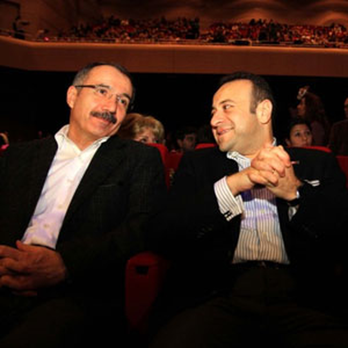 Bakan Bağış ve Bakan Dinçer "Anadolu Kıvılcımı"Nın Gösterisini İzledi