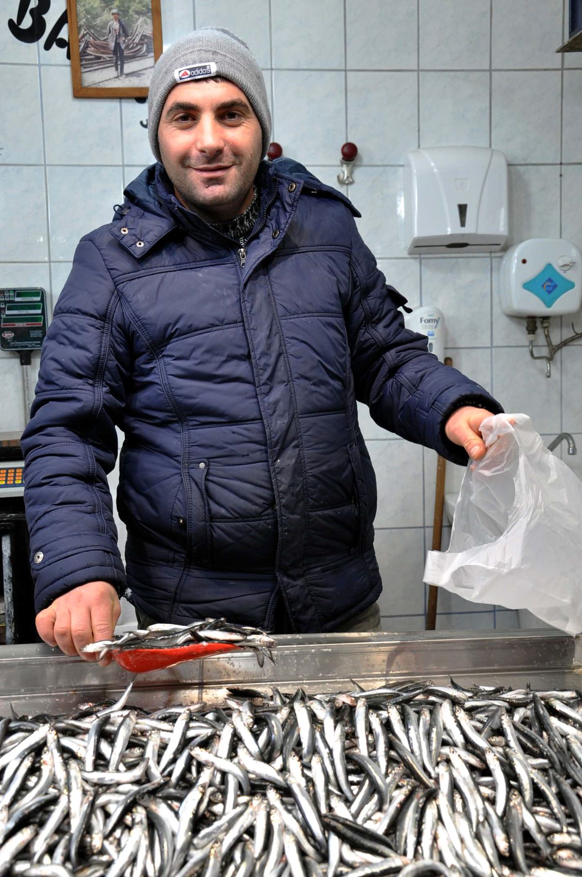 Balıkçı Tezgahları Boş Kaldı