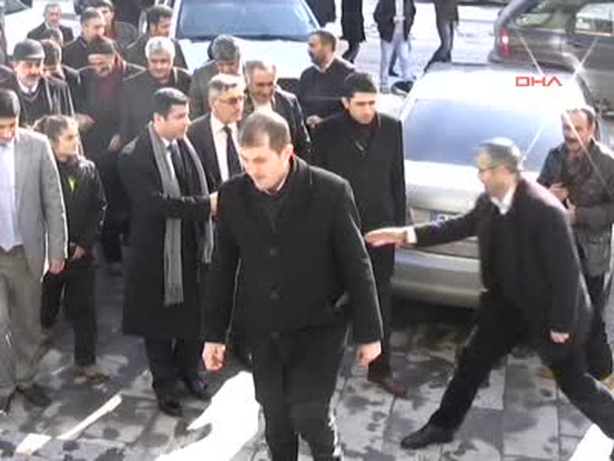 Demirtaş: Başbakan Kendisi İçin Özel Yetkili Grup Oluşturuyor