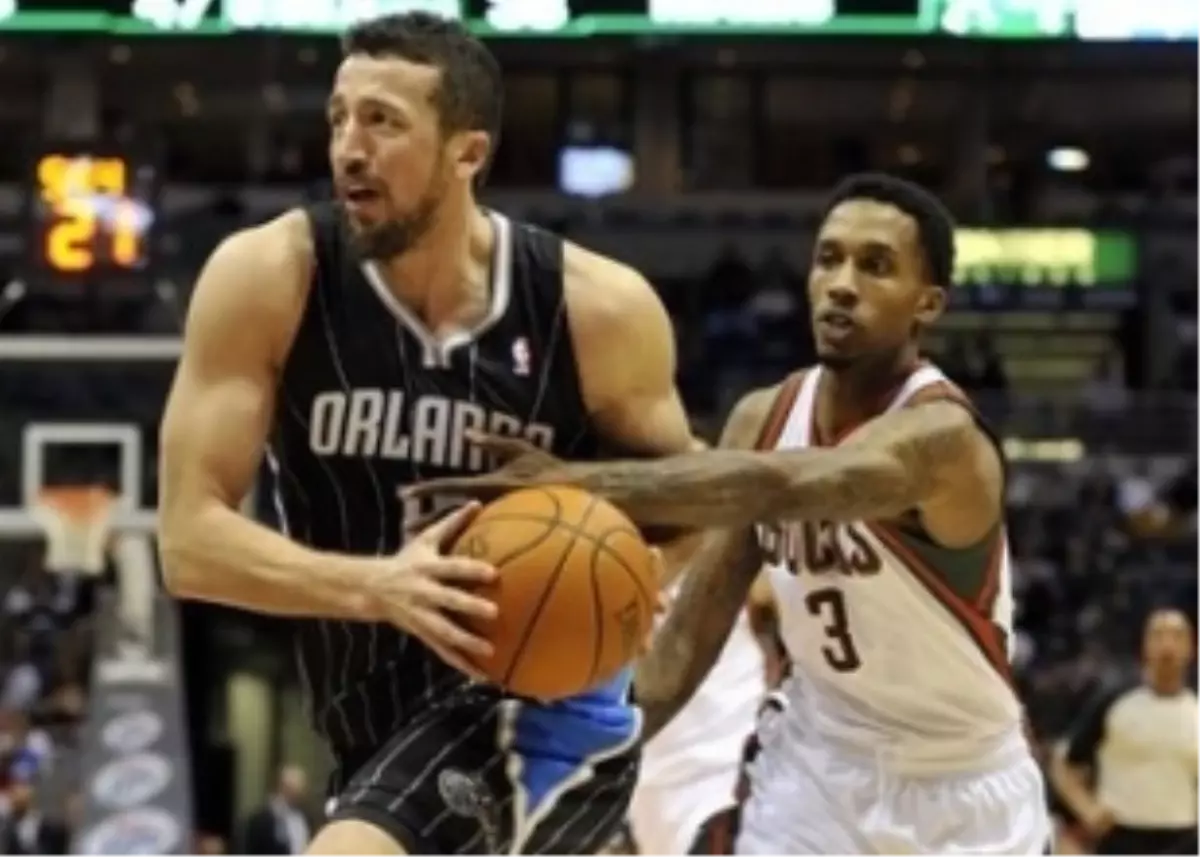 Devlerin Kapışmasında Zafer Hedo\'nun