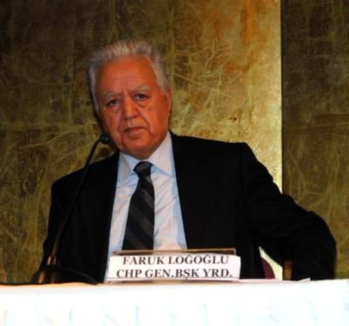 Loğoğlu: Suriye\'ye Hiçbir Müdahale Haklı Olamaz