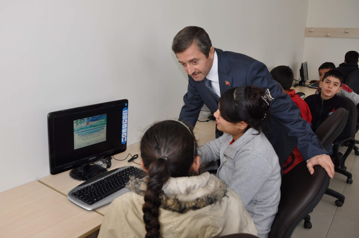 Şahinbey Gençlik Merkezi ve Sosyal Tesisler Eğitim Yuvası Oldu