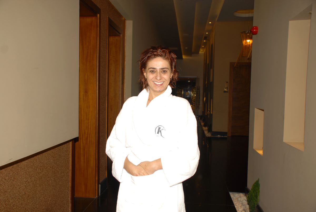 Yıldız Tilbe\'ye Bali Masajı