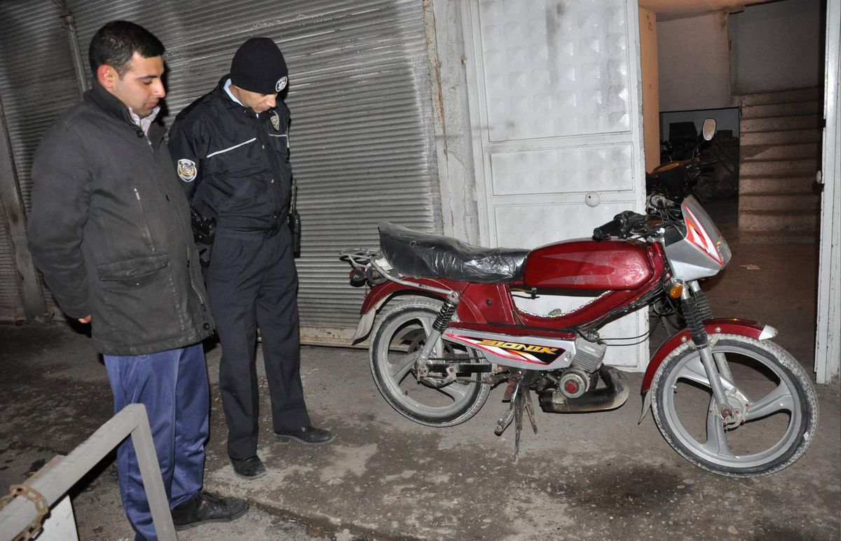 Çalıntı Motosiklet Terk Edilmiş Halde Bulundu