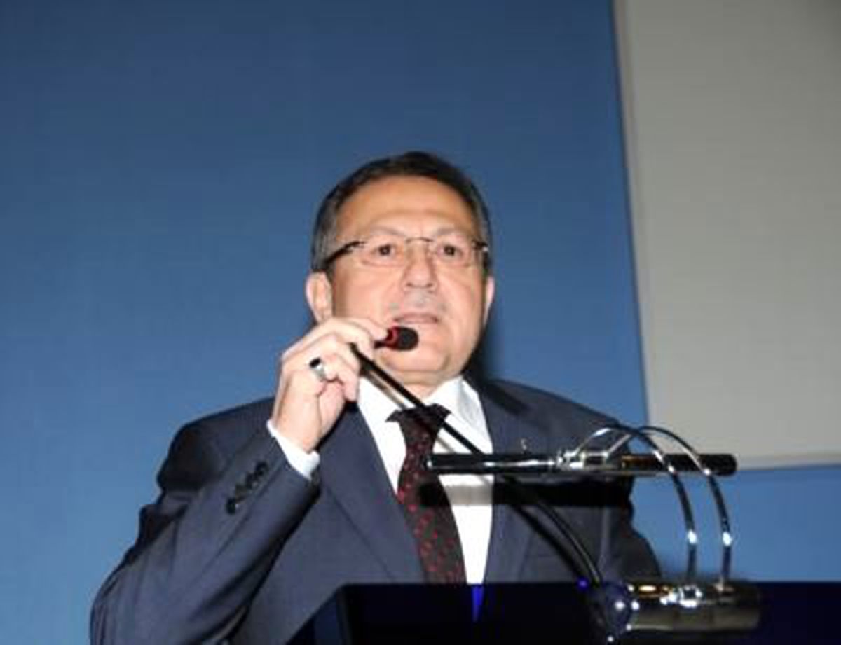 "CHP\'nin İki Yakası Biraraya Gelmiyor"