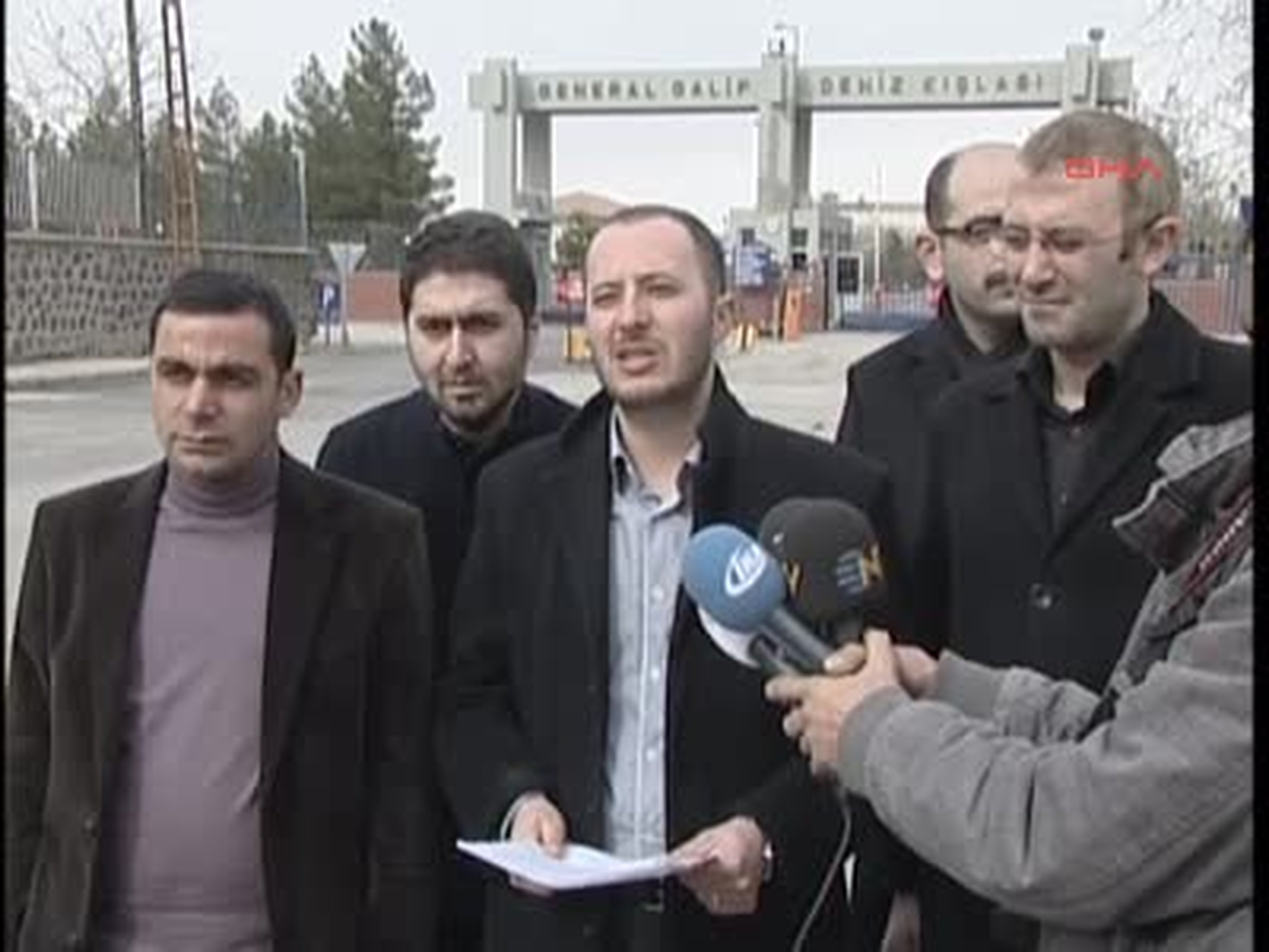 Der Askerde Ölümler Son Bulmalı