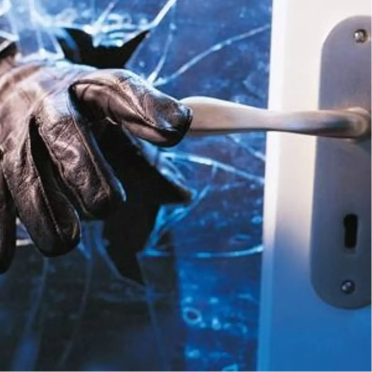 Esrar Çalmak İsteyen Hırsızlar Başka Eve Girdi