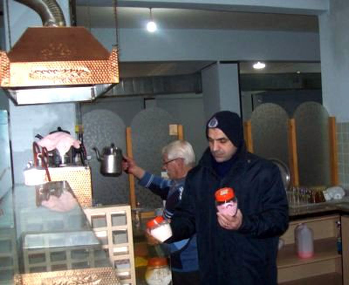 Gebze\'de Kahvehane, Kafeterya ve Oyun Salonları Denetlendi