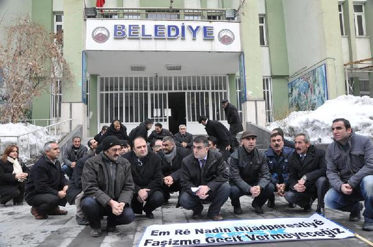 Hakkari\'de, Kesk Üyelerinden Kck Operasyonlarına Tepki
