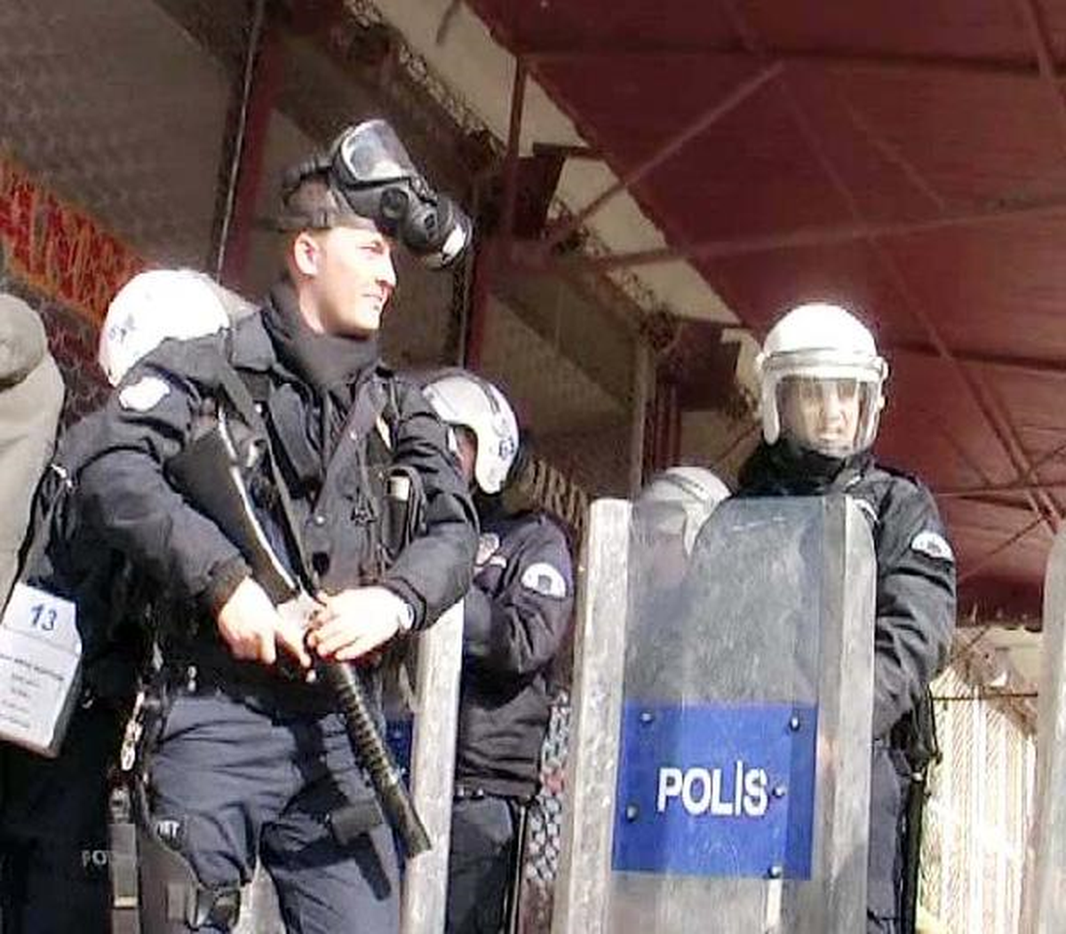 Halfeti\'de 15 Şubat Gerginliği