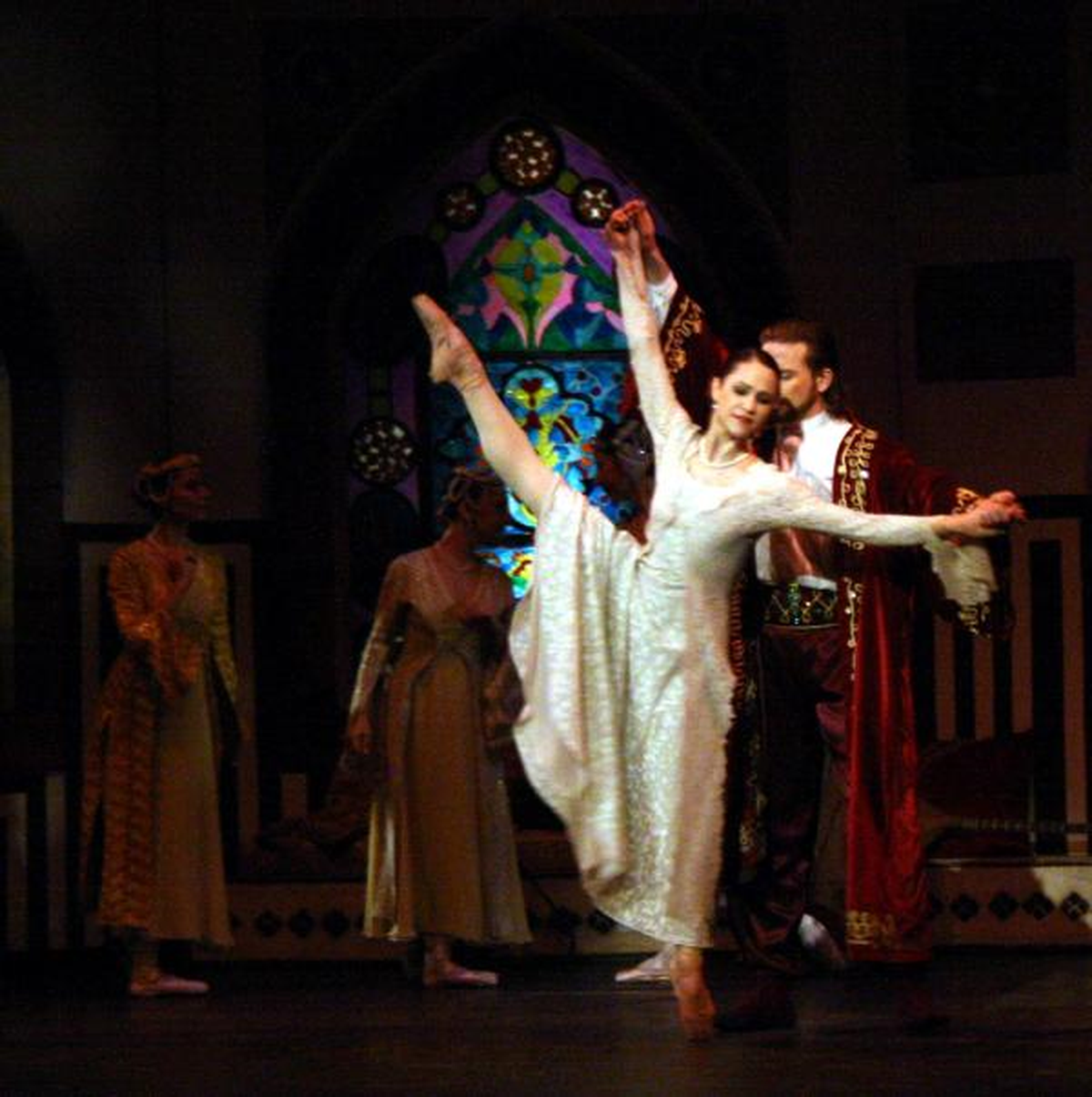 Harem Balesi Kayseri\'de Sahnelendi