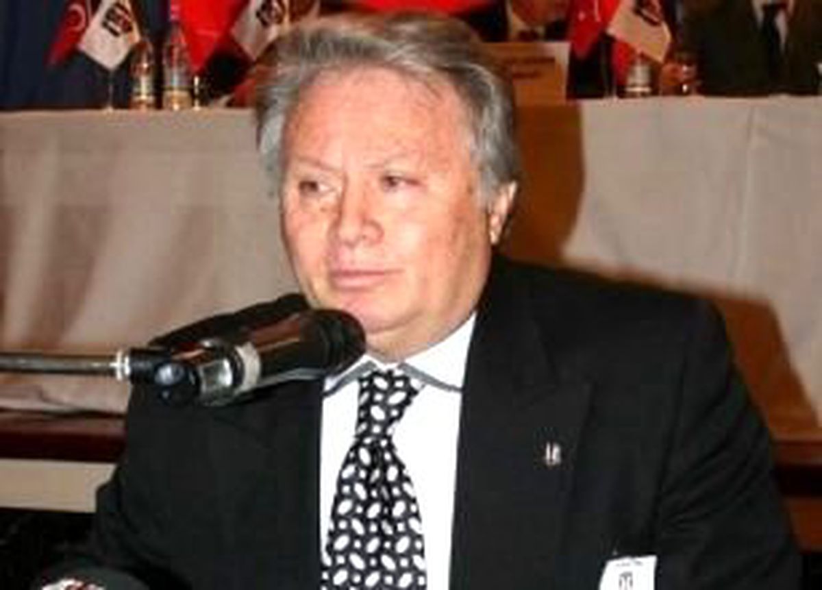 "İlhan Cavcav Bunamış"