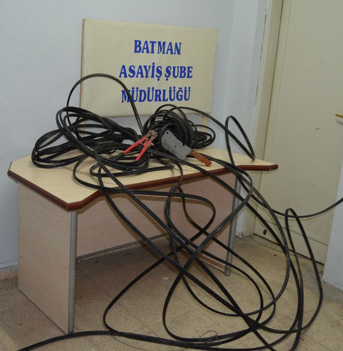 Kablo Hırsızları Tutuklandı