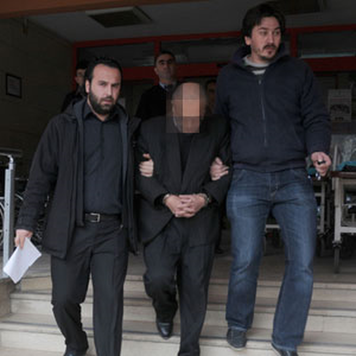 Karısını Baltayla Öldürdükten Sonra Teslim Oldu