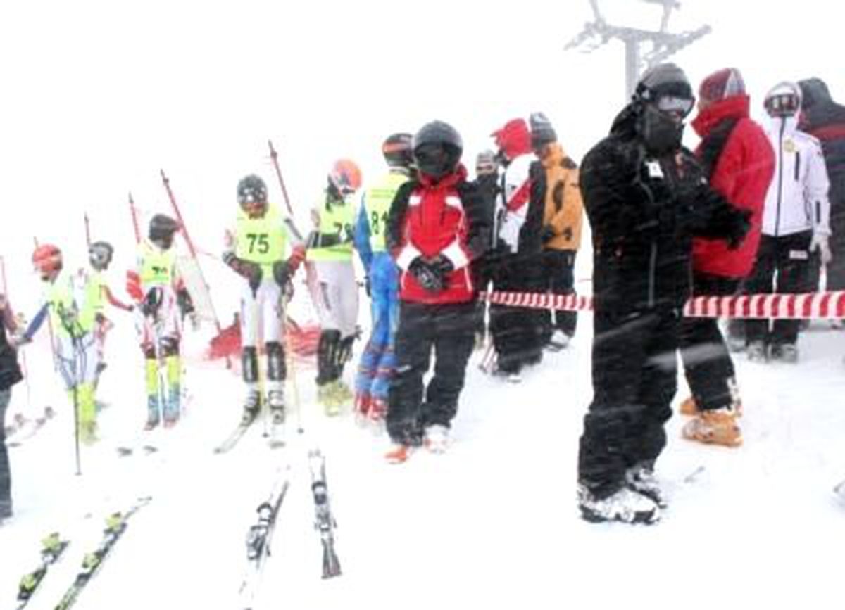 Kayseri\'deki Alp Disiplini Kayak Yarışları Sona Erdi