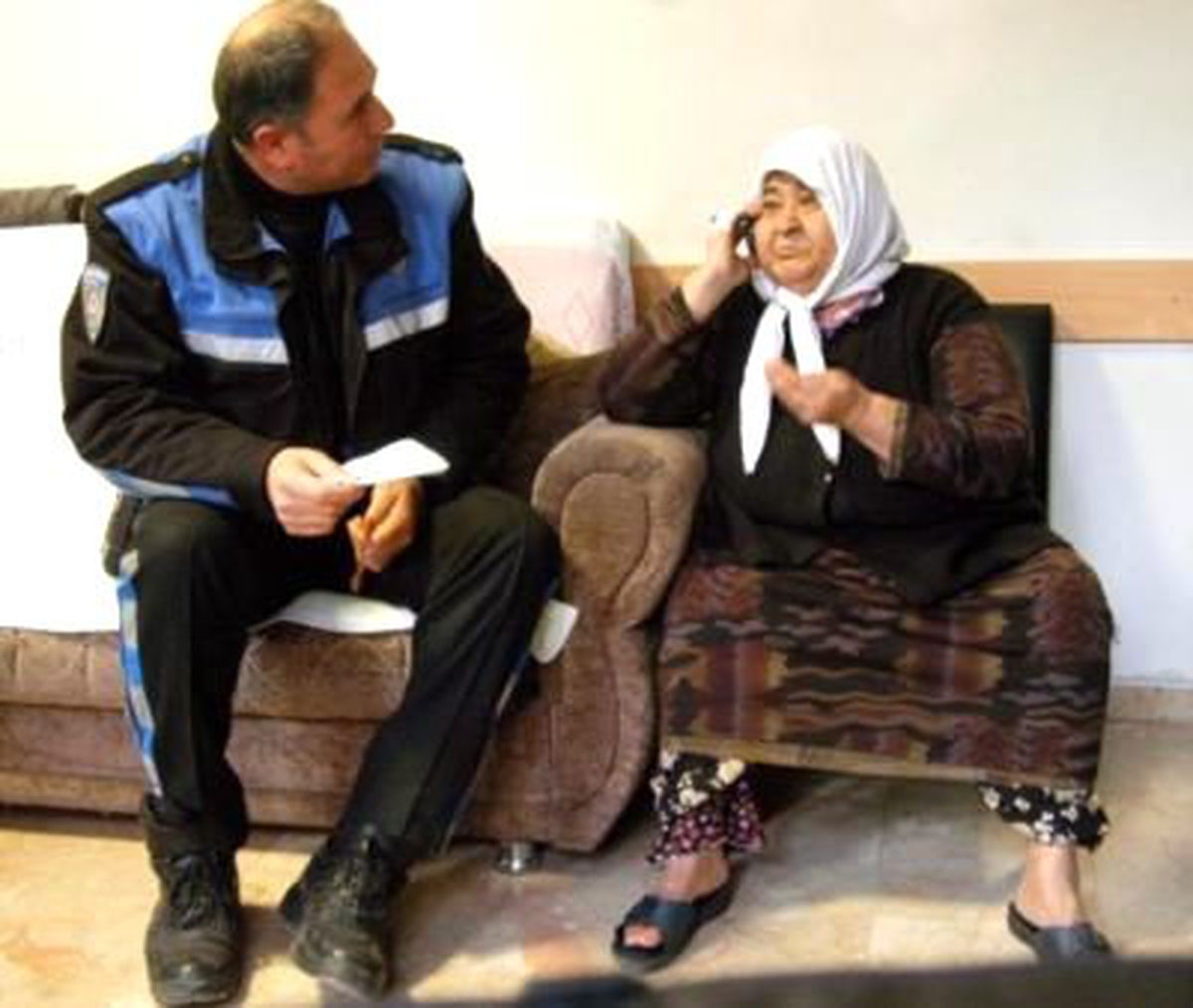 Koca Yadigarı Telefon İçin Gözyaşı Döktü