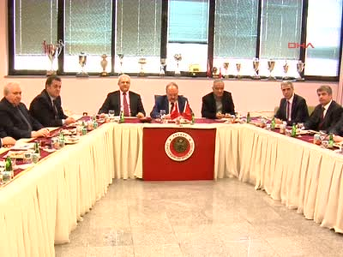 Kulüpler Birliği\'nin Kurucusu İlhan Cavcav, 11 Temsilci ile Ankara\'da Toplandı