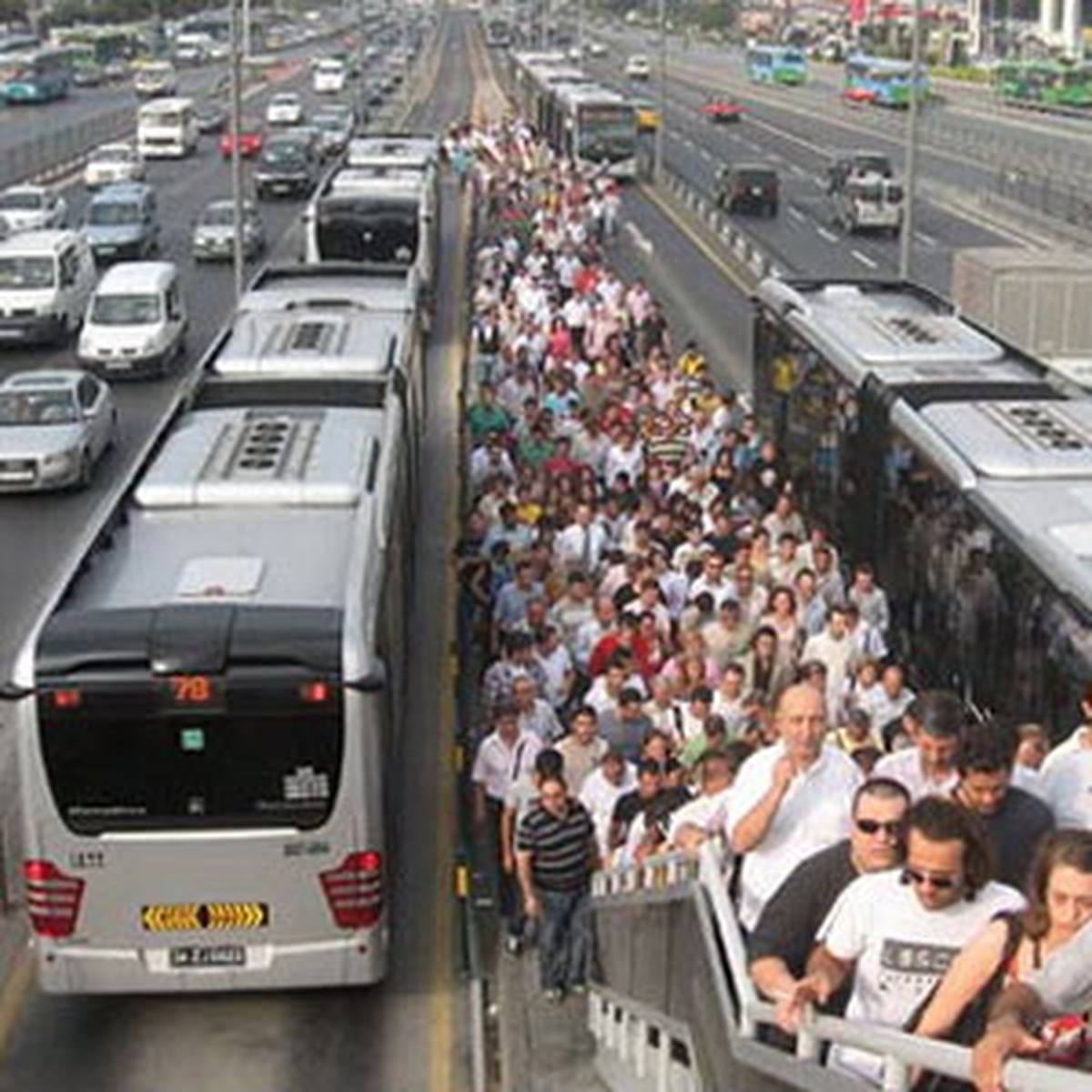 Metrobüste Alem Var