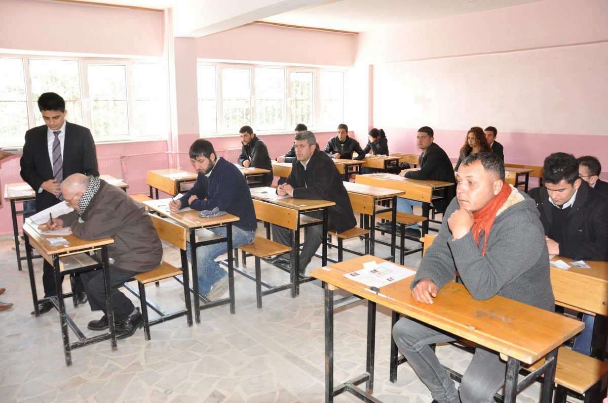 Nizip\'te Ehliyet Sınavı Yapıldı