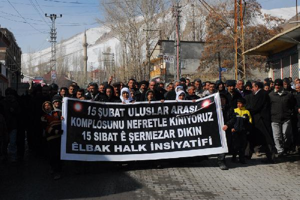 Öcalan İçin Başkale\'de Kepenkler Açılmadı
