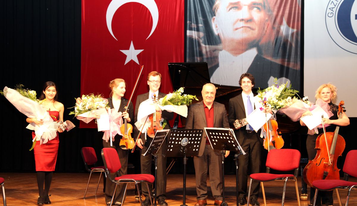 Piyano ve Yaylı Çalgılar Konseri