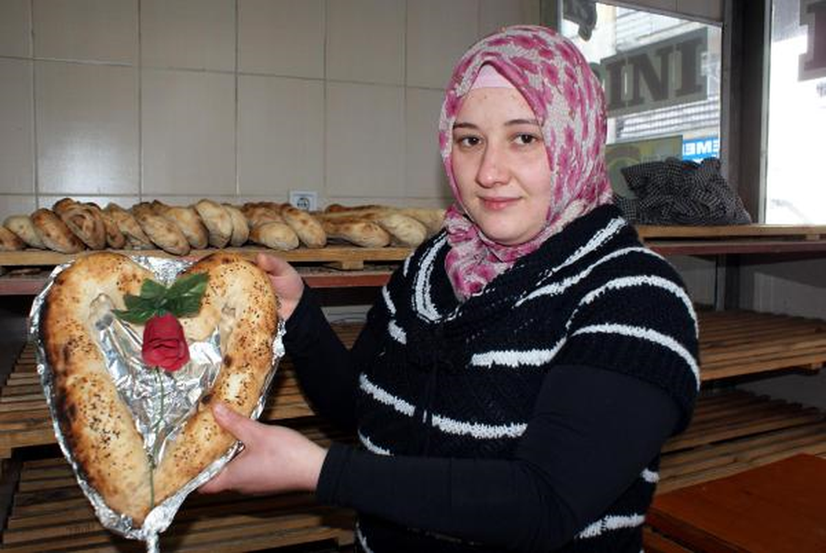 "Sevgililer Günü" Ekmeği