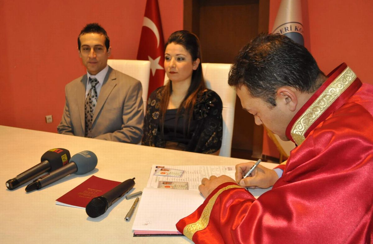 14 Şubat\'ta Nikahlandılar