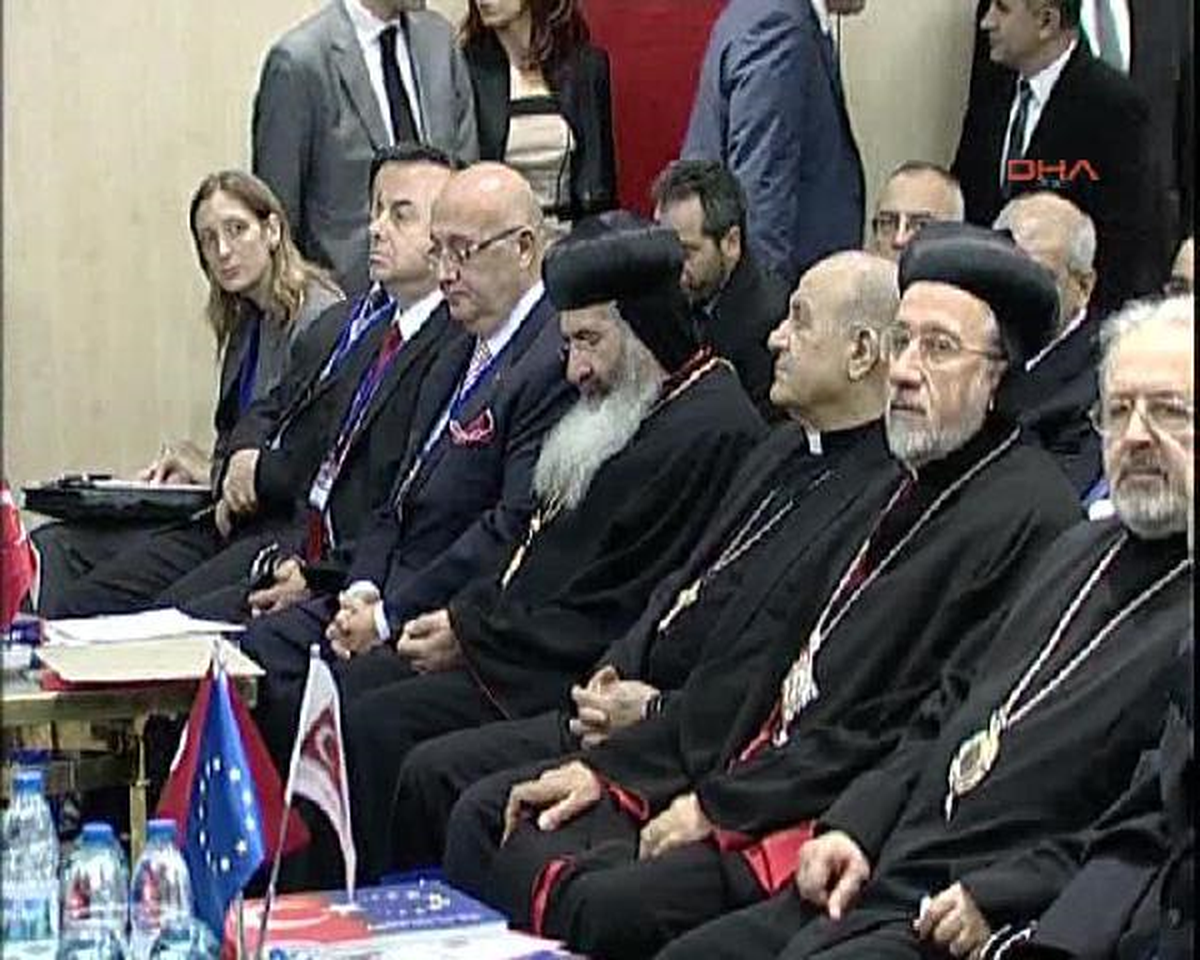 AB Bakanı Bağış'tan 'Gayrimüslim' Vatandaşlara Çağrı: Çocuklarınızı KPSS'ye Sokun