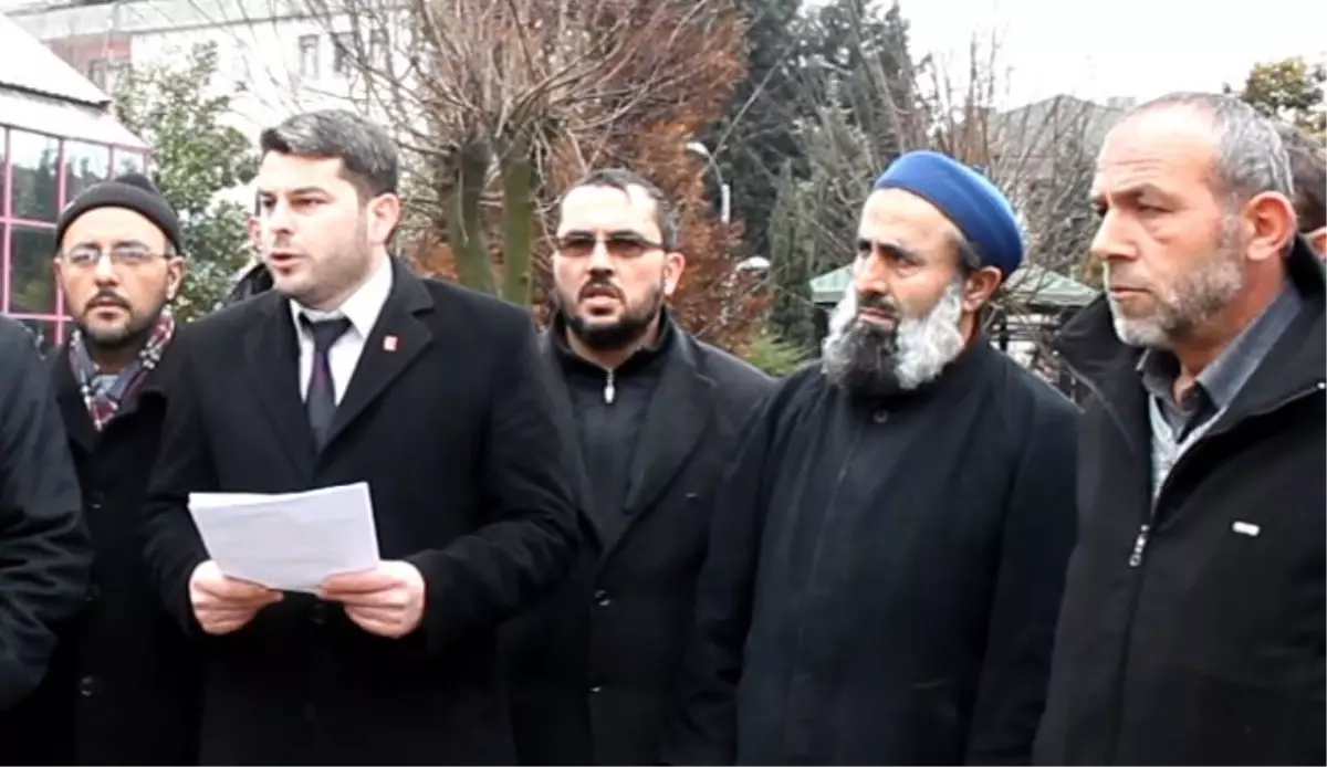 Akyazı\'da Yeni Aile Parkının Bakımsızlığı ile İlgili Parkta Basın Açıklaması Yapılacağını Öğrenen...