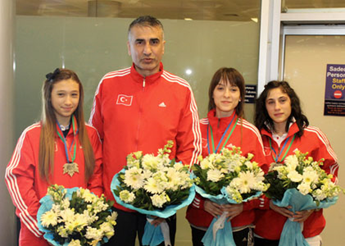 Avrupa Fatihleri, Yurda Döndü
