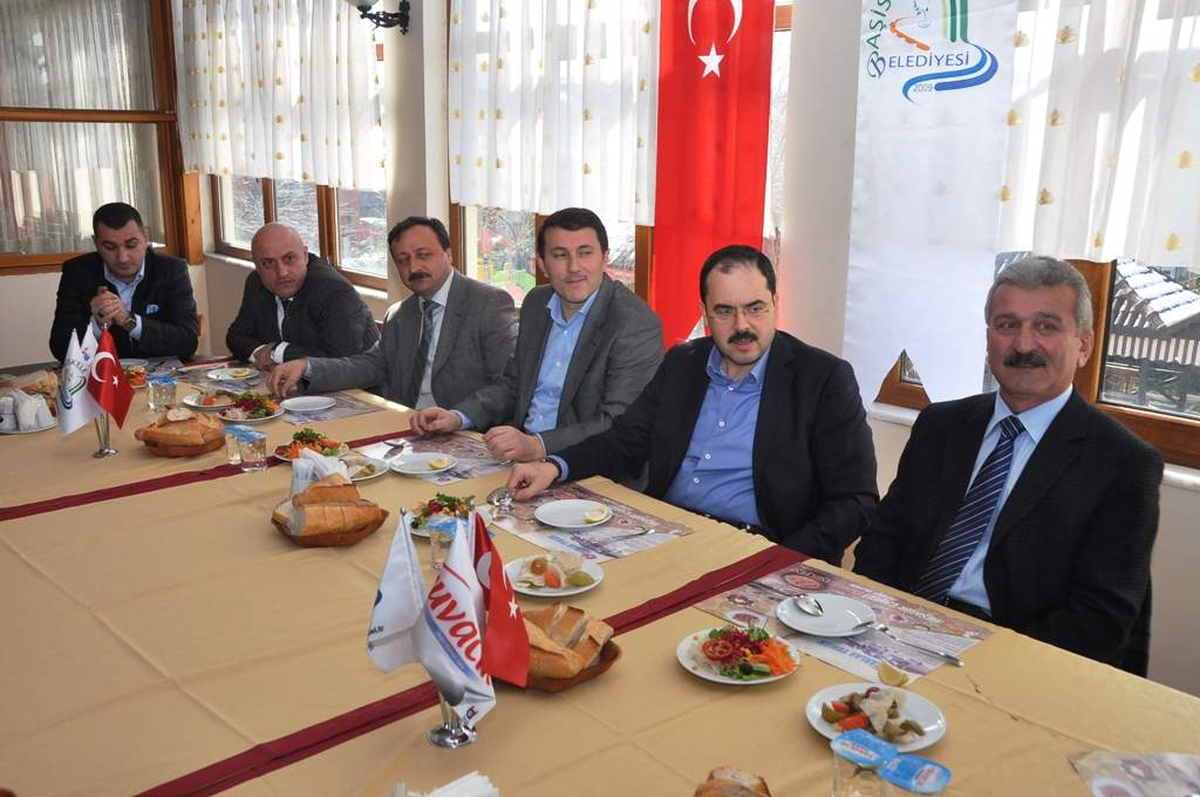 Başkan Ayaz, Rizeliler Derneği\'ni Ağırladı