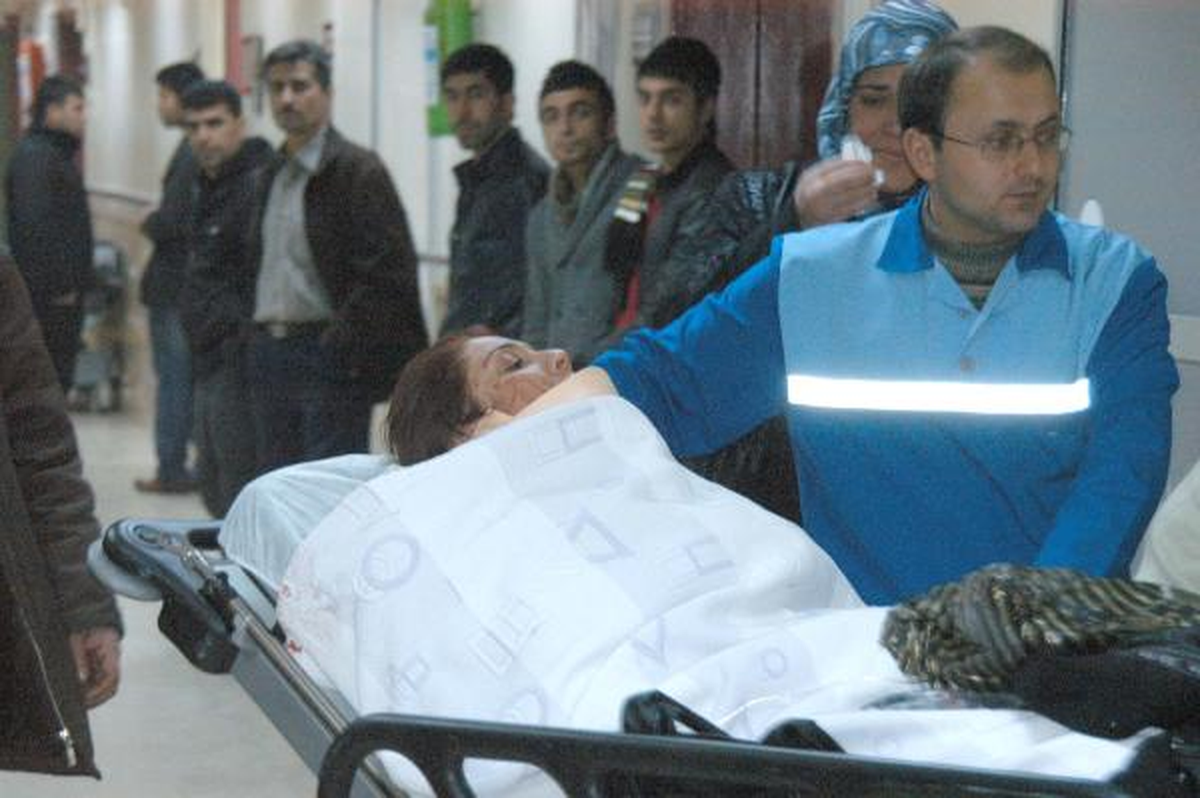 Boşanmak İsteyen Kadın, Eşi Tarafından Bıçaklandı